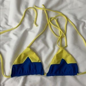 Blue and yellow triangle top